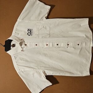 Q2 Stadium Guest Service Embroidered white short sleeve button down shirt Med.